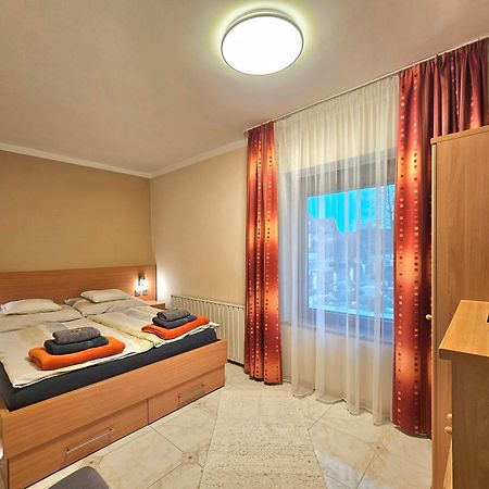 Apartman Siesta Buek - Buekfuerdo Eksteriør bilde