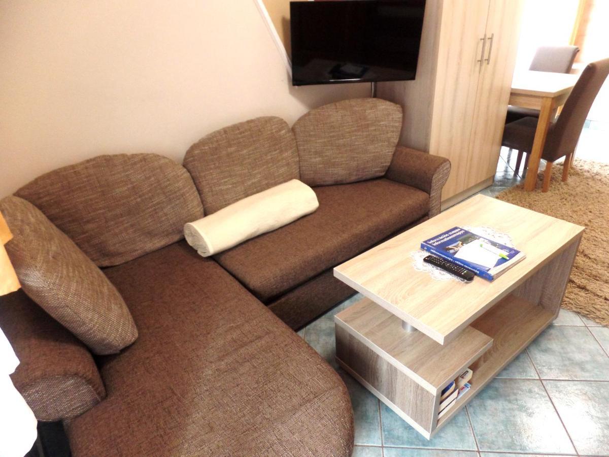 Apartman Siesta Buk Leilighet Eksteriør bilde